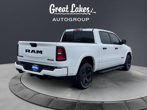 Bright White Clearcoat 2025 RAM 1500 Big Horn/Lone Star