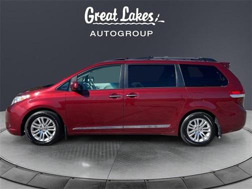 2014 Toyota Sienna XLE