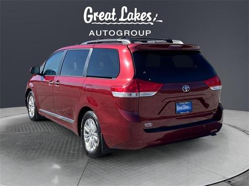 2014 Toyota Sienna XLE
