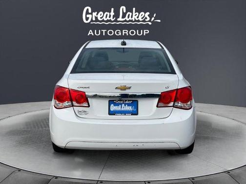 Summit White 2016 Chevrolet Cruze Limited 1LT