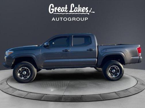 2017 Toyota Tacoma SR