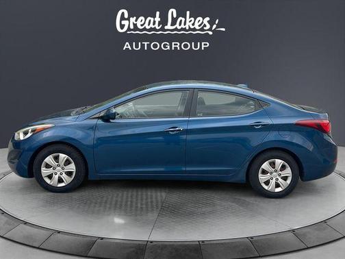 Windy Sea Blue 2016 Hyundai ELANTRA SE