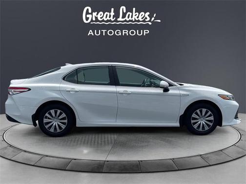 2020 Toyota Camry Hybrid LE