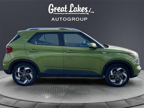 2023 Hyundai VENUE SEL
