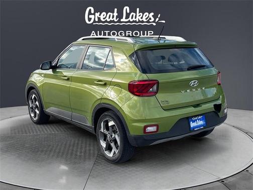 2023 Hyundai VENUE SEL