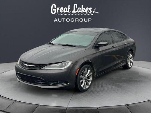 2015 Chrysler 200 S