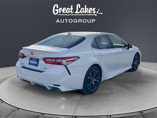 2020 Toyota Camry SE Nightshade