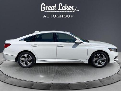 Platinum White Pearl 2019 Honda Accord EX