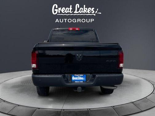 Diamond Black 2021 RAM 1500 Classic SLT
