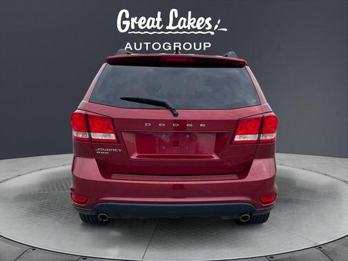 Deep Cherry Red Crystal Pearlcoat 2011 Dodge Journey Mainstreet