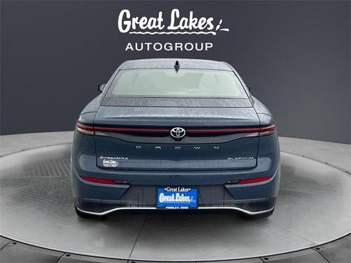 2025 Toyota Crown Platinum