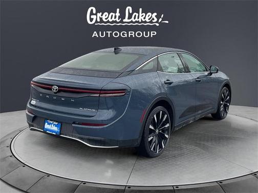 2025 Toyota Crown Platinum