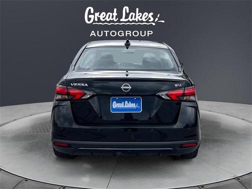 2024 Nissan Versa 1.6 SV