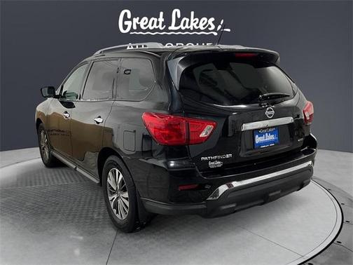 2018 Nissan Pathfinder S