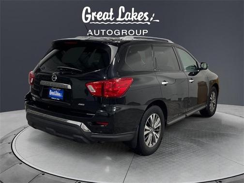 2018 Nissan Pathfinder S