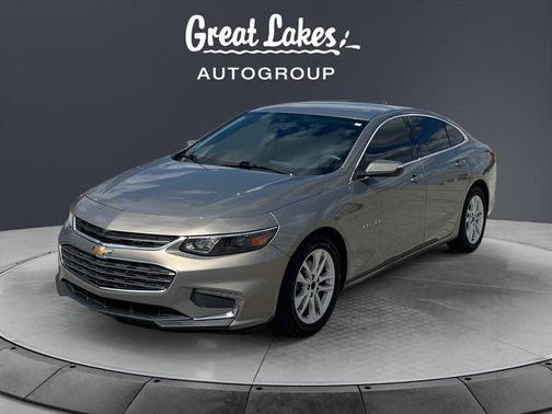 Pepperdust Metallic 2018 Chevrolet Malibu LT