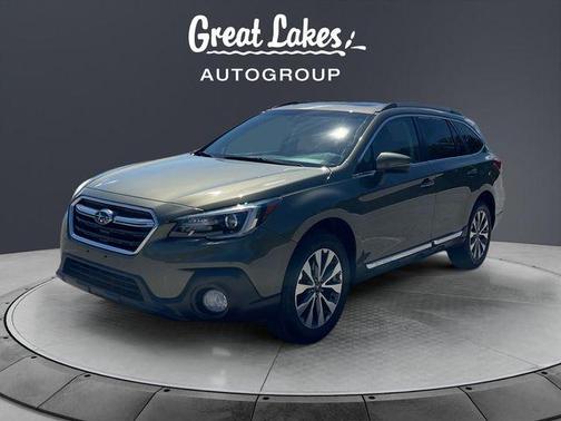 Wilderness Green Metallic 2019 Subaru Outback 2.5i Touring