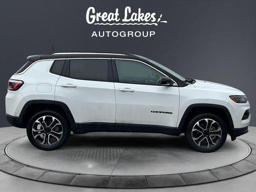 Bright White Clearcoat 2022 Jeep Compass Limited