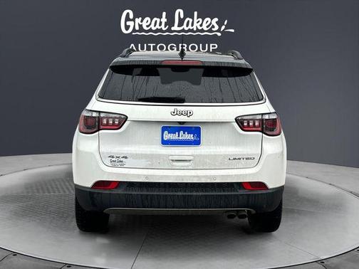 Bright White Clearcoat 2022 Jeep Compass Limited