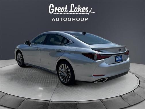 2024 Lexus ES 350 Ultra Luxury