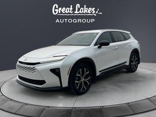 White 2025 Toyota Crown Signia XLE