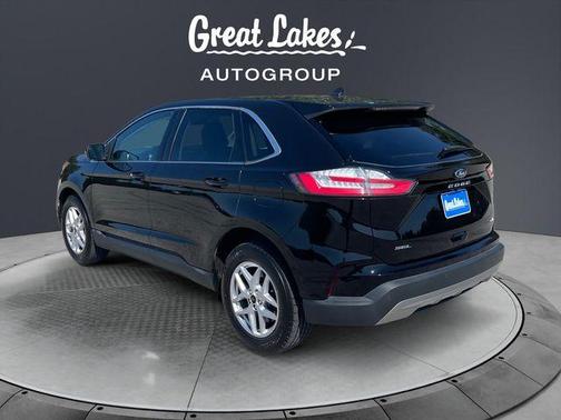 Black Metallic 2023 Ford Edge SEL