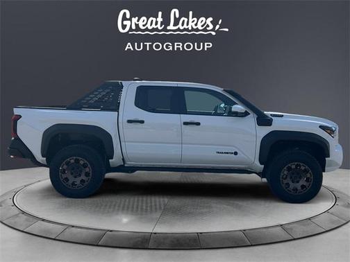 2025 Toyota Tacoma Hybrid TRAILHUNTER