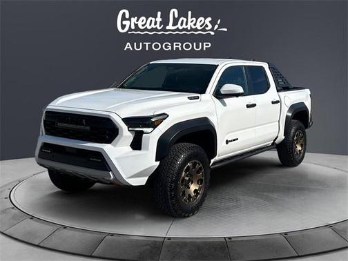 2025 Toyota Tacoma Hybrid TRAILHUNTER