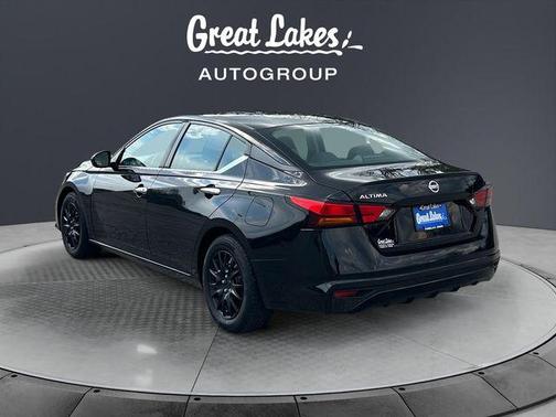 Super Black 2021 Nissan Altima 2.5 S