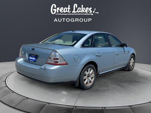 2009 Ford Taurus SE