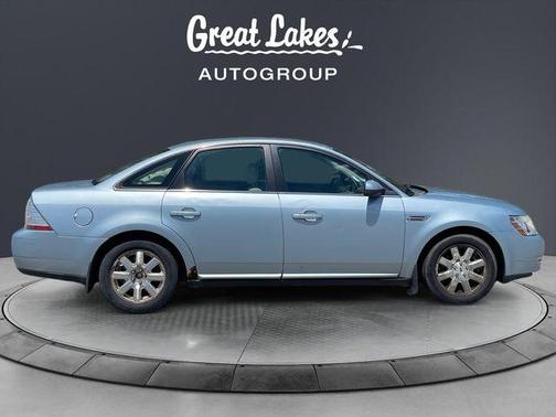 2009 Ford Taurus SE