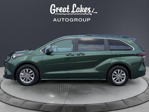 Cypress 2025 Toyota Sienna LE