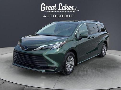 Cypress 2025 Toyota Sienna LE