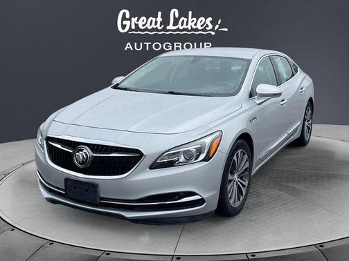 Quicksilver Metallic 2017 Buick LaCrosse Essence