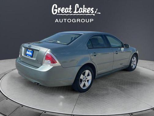Dark Blue Pearl Clearcoat Metallic 2006 Ford Fusion SE