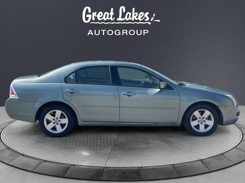 Dark Blue Pearl Clearcoat Metallic 2006 Ford Fusion SE