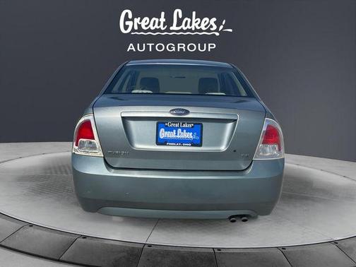 Dark Blue Pearl Clearcoat Metallic 2006 Ford Fusion SE