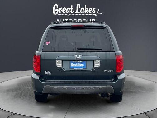 Gray 2004 Honda Pilot EX
