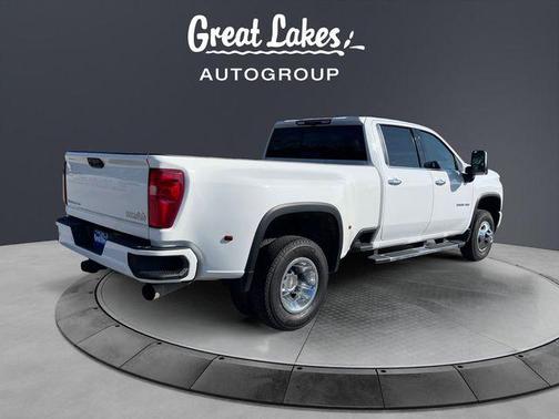 Summit White 2021 Chevrolet Silverado 3500 High Country