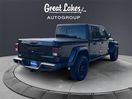 2022 Jeep Gladiator Sport