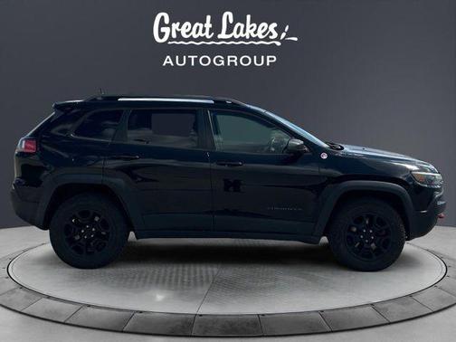 Diamond Black 2020 Jeep Cherokee Trailhawk