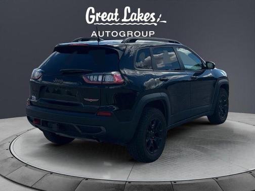 Diamond Black 2020 Jeep Cherokee Trailhawk