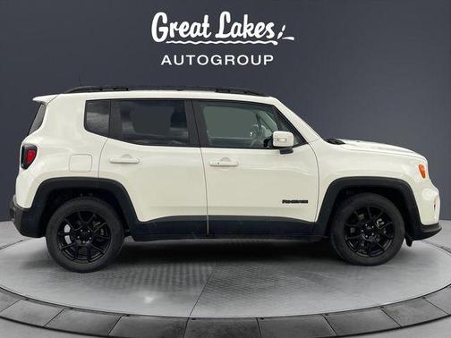 Alpine White Clearcoat 2019 Jeep Renegade Latitude