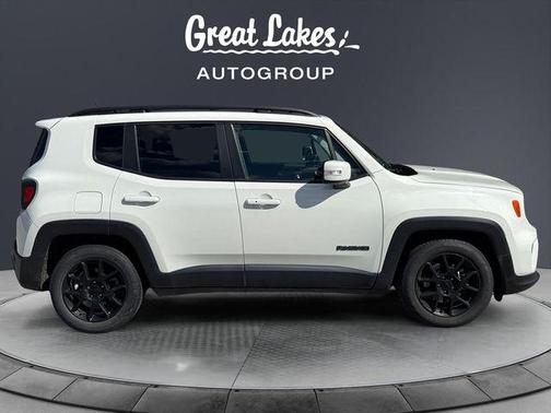 Alpine White Clearcoat 2019 Jeep Renegade Latitude