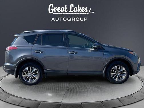 2018 Toyota RAV4 Hybrid XLE