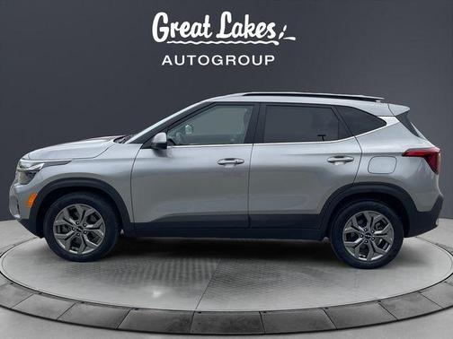 Steel Gray 2024 Kia Seltos S