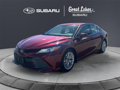 2020 Toyota Camry Hybrid XLE