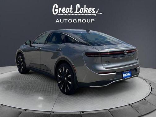 Metal 2023 Toyota Crown Platinum