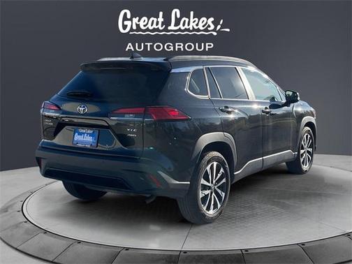 2024 Toyota Corolla Cross XLE
