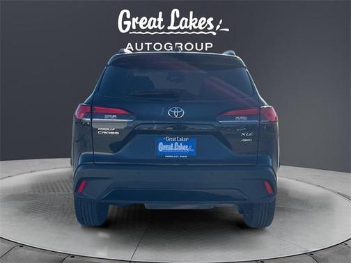 2024 Toyota Corolla Cross XLE